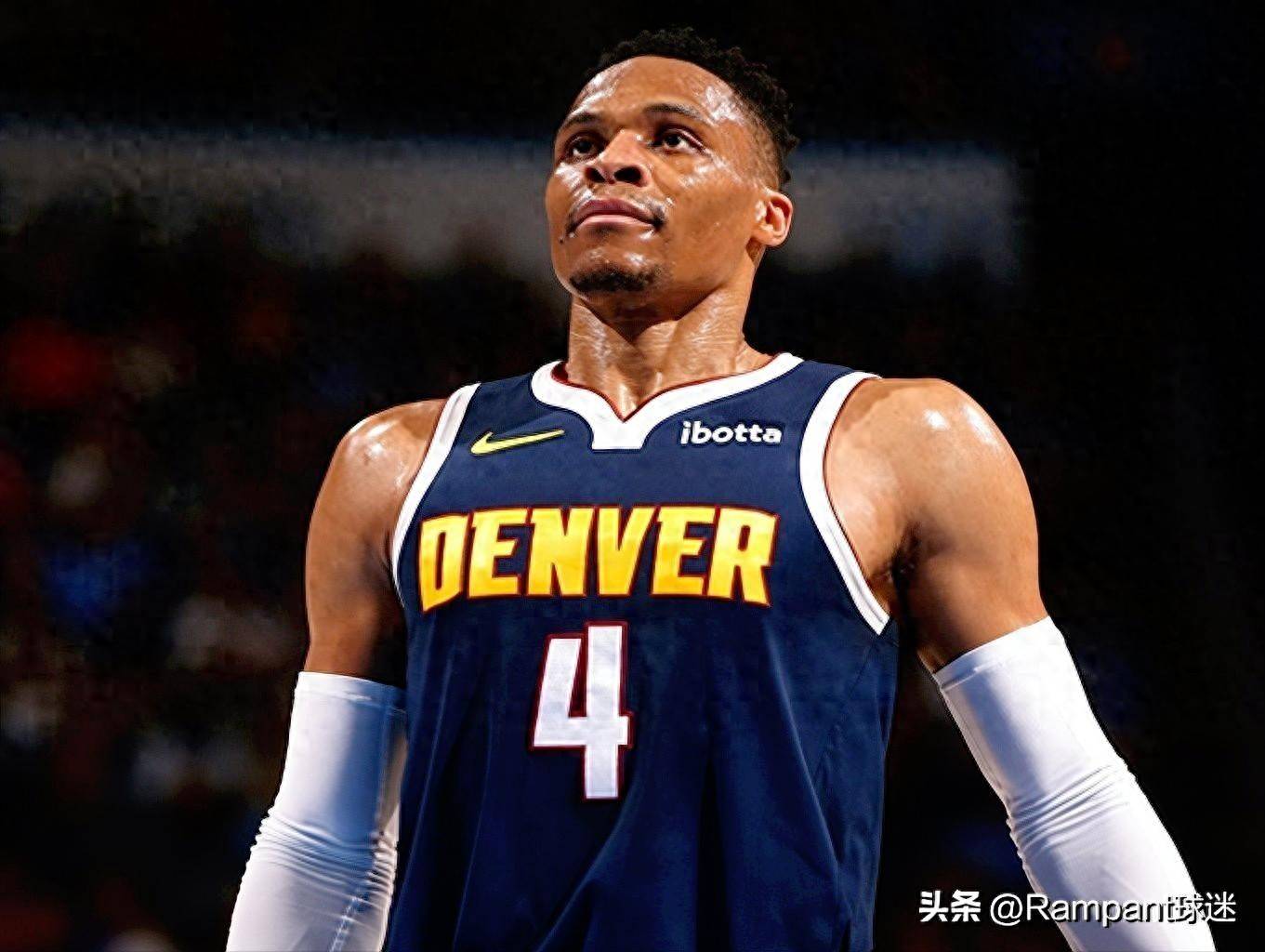 而是围绕 而是围绕